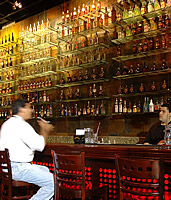 Bar im Centro Comercial "La Gran Via" in Antiguo Cuscatlan  N.Bruhn/CariLat